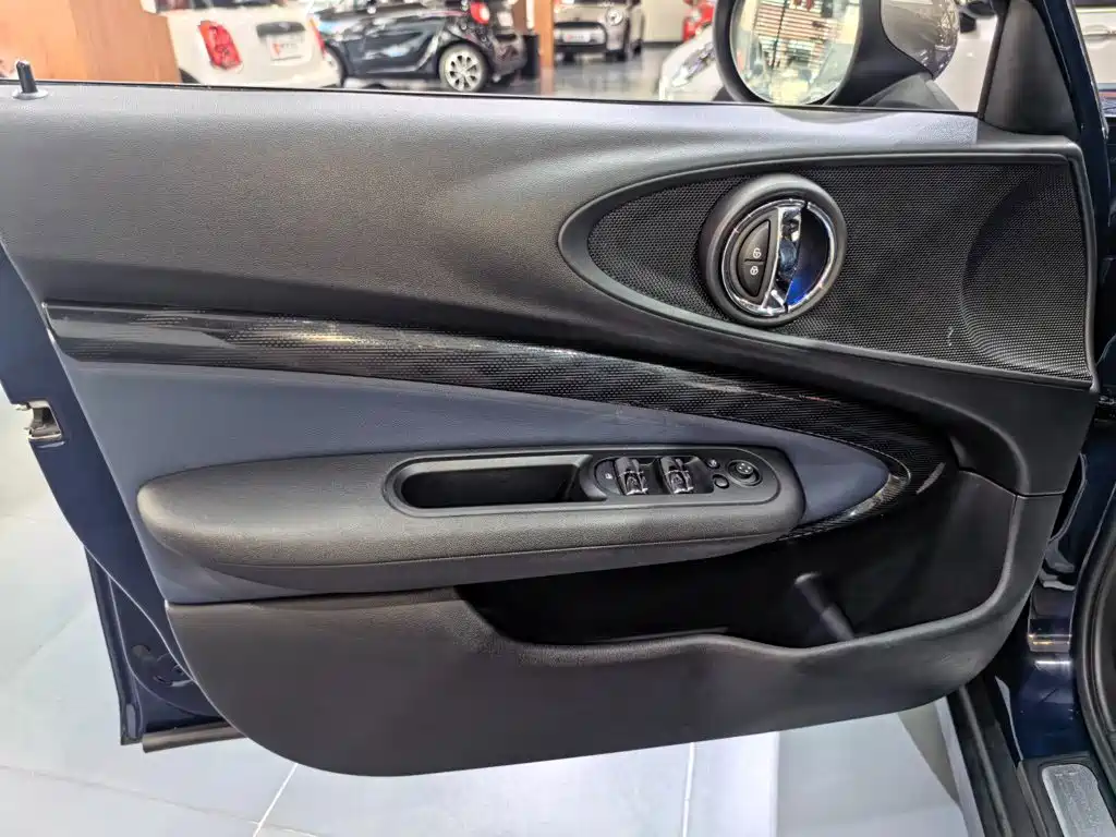 MINI Clubman 2019 — фото 14