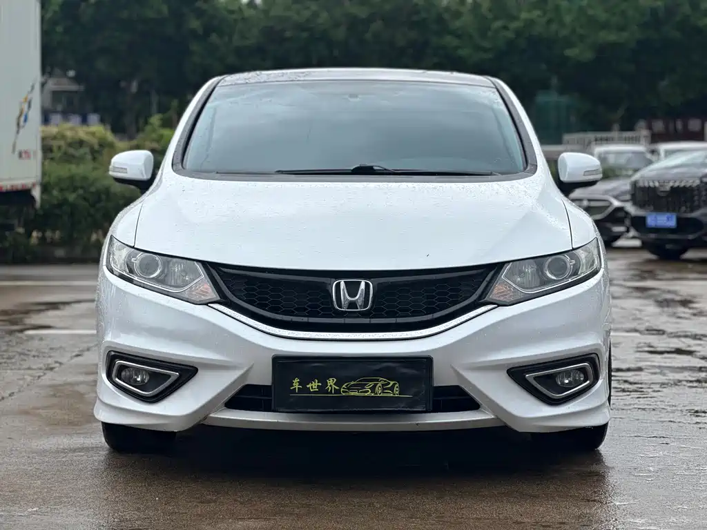 Honda Jade 2014