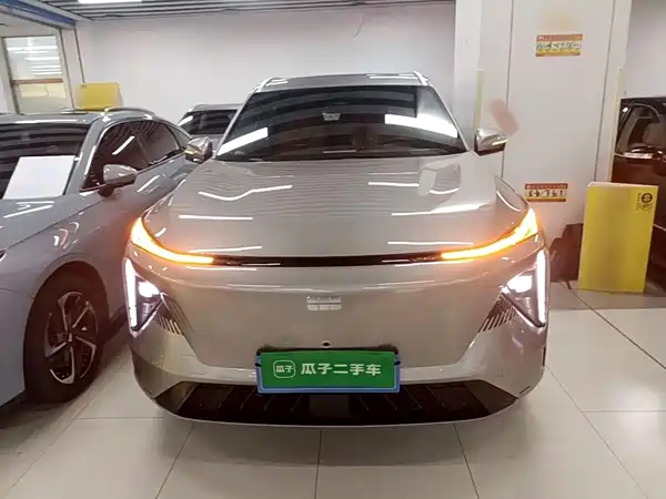 Geely Galaxy L7 2024