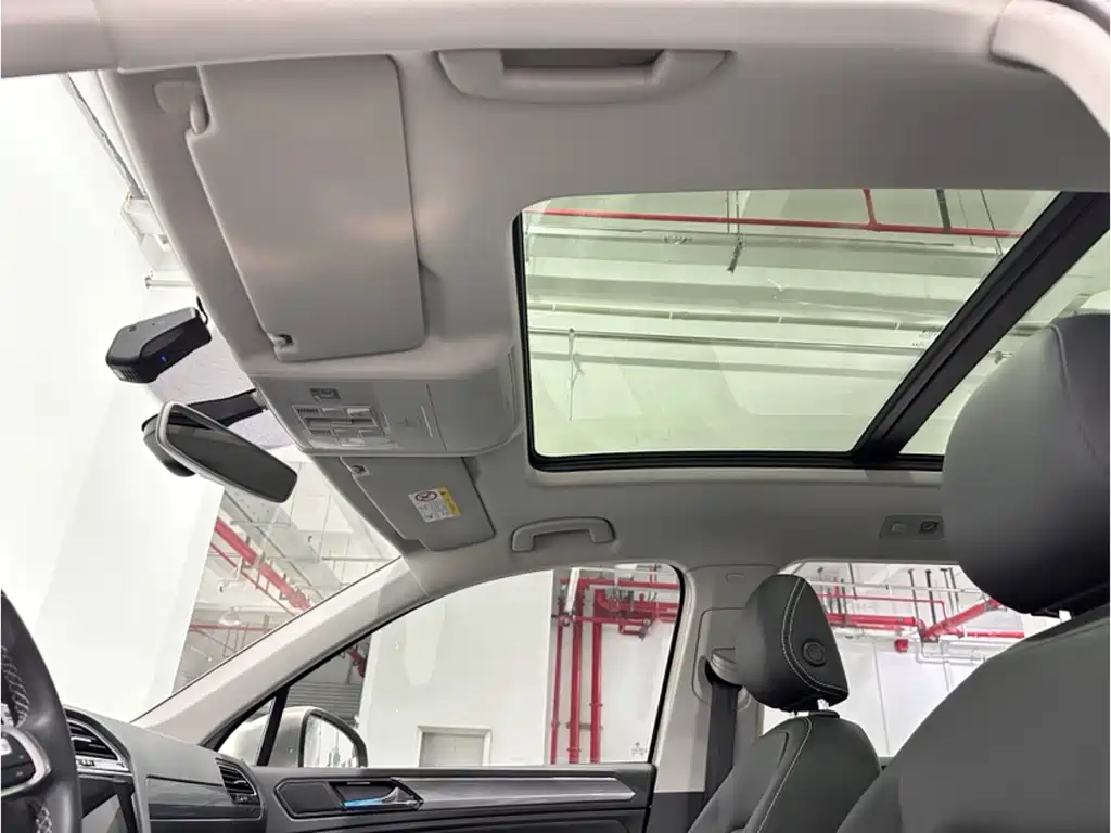 Volkswagen Tiguan L 2020 — фото 11