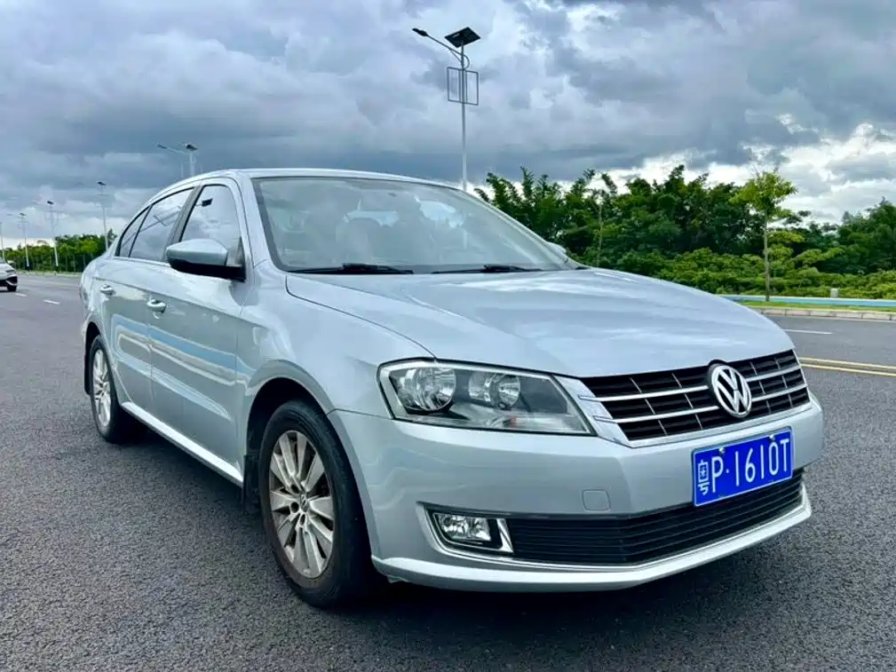 Volkswagen Lavida 2014