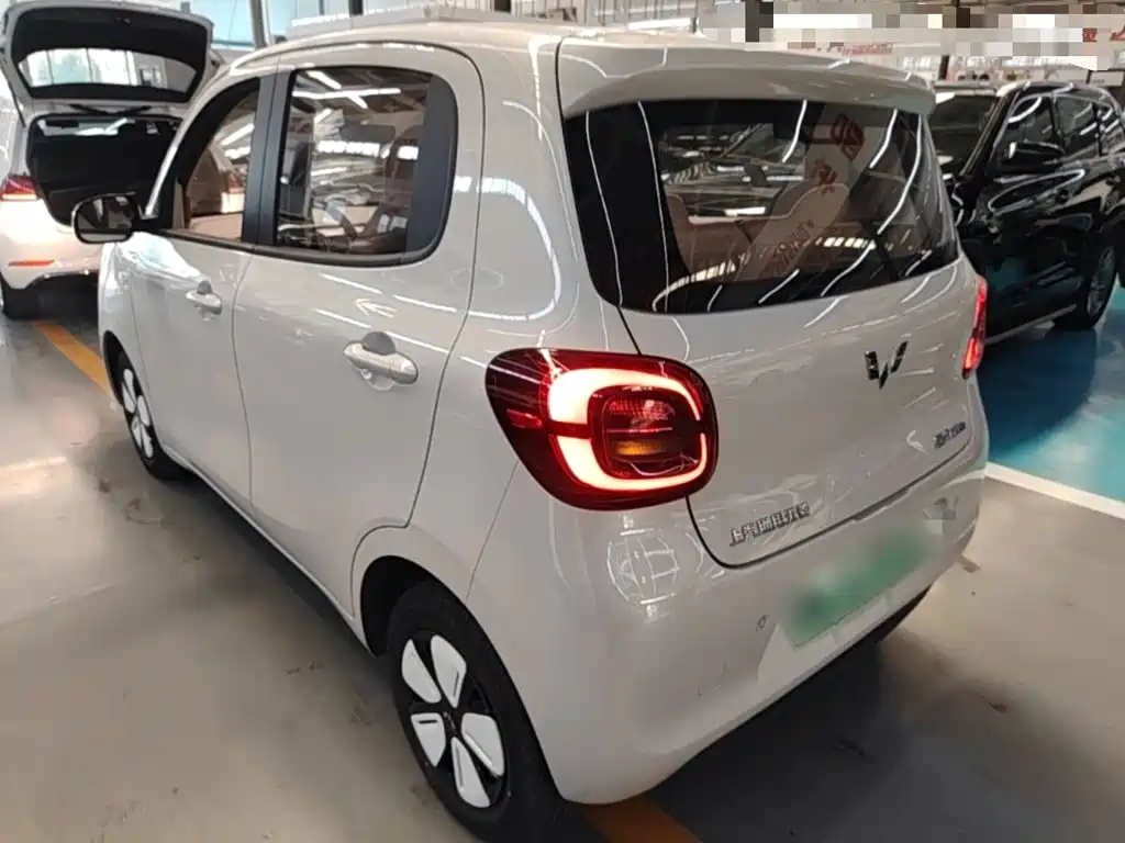 Wuling Hongguang MINIEV 2025
