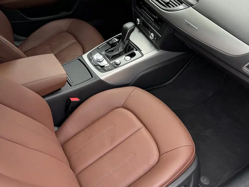Audi A6L 2018 — фото 15