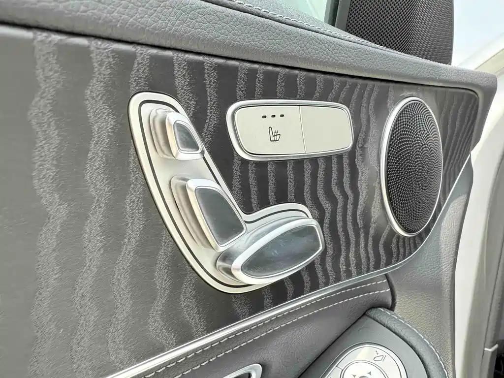 Mercedes-Benz C-Class 2017 — фото 11