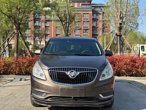 Buick GL8 2017