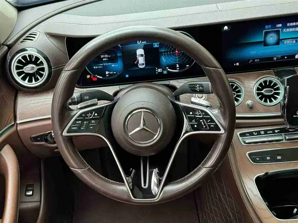 Mercedes-Benz E-Class 2021 — фото 6