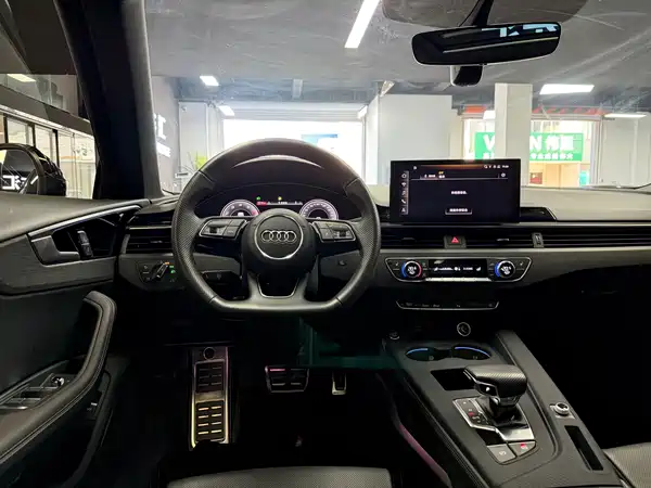 Audi A4L 2024