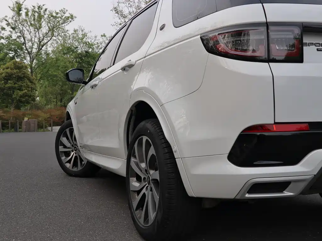 Land Rover Discovery Sport 2021 — фото 26