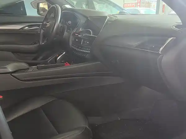 Cadillac CT5 2023