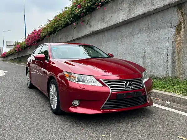Lexus ES 2014