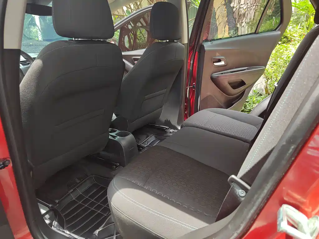 Chevrolet Trax 2014 — фото 16