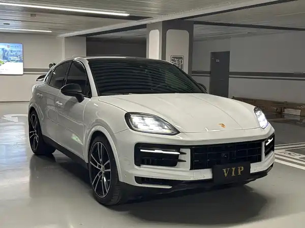 Porsche Cayenne 2025