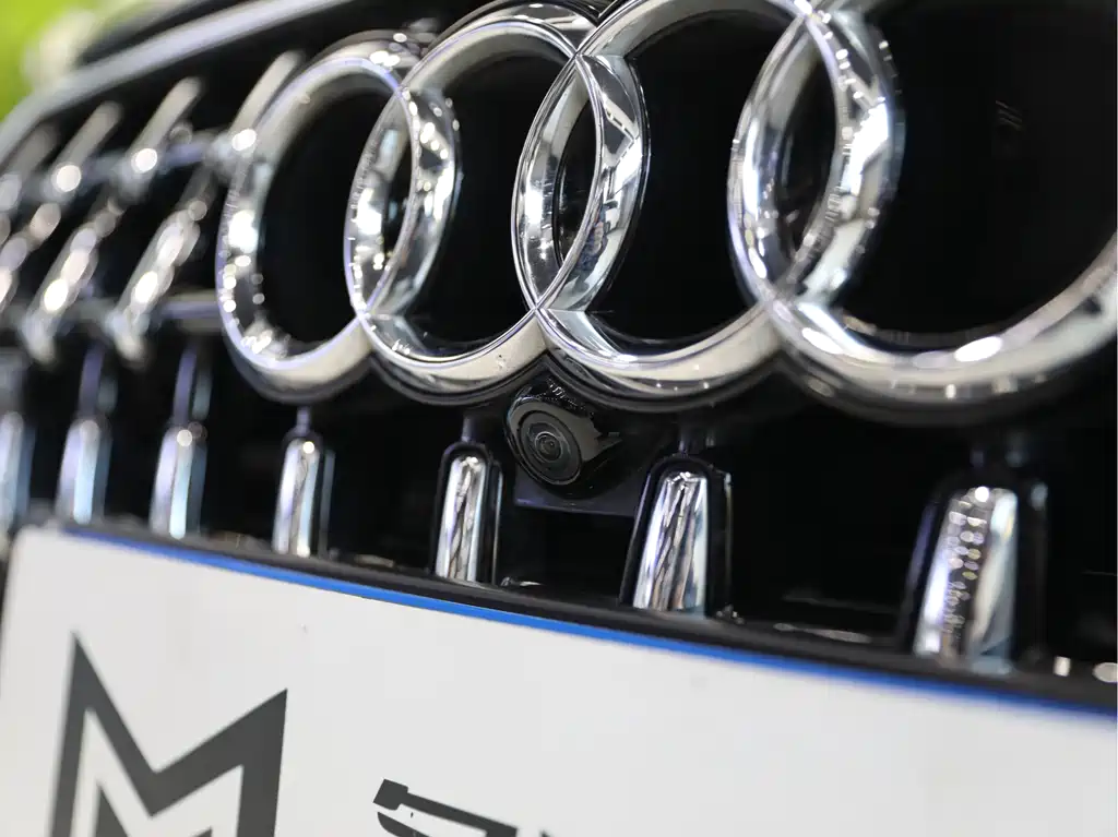 Audi A8 2024 — фото 4