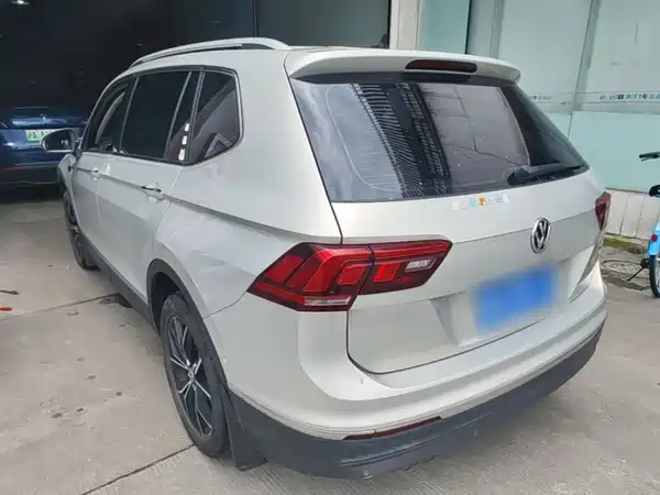 Volkswagen Tiguan L 2020