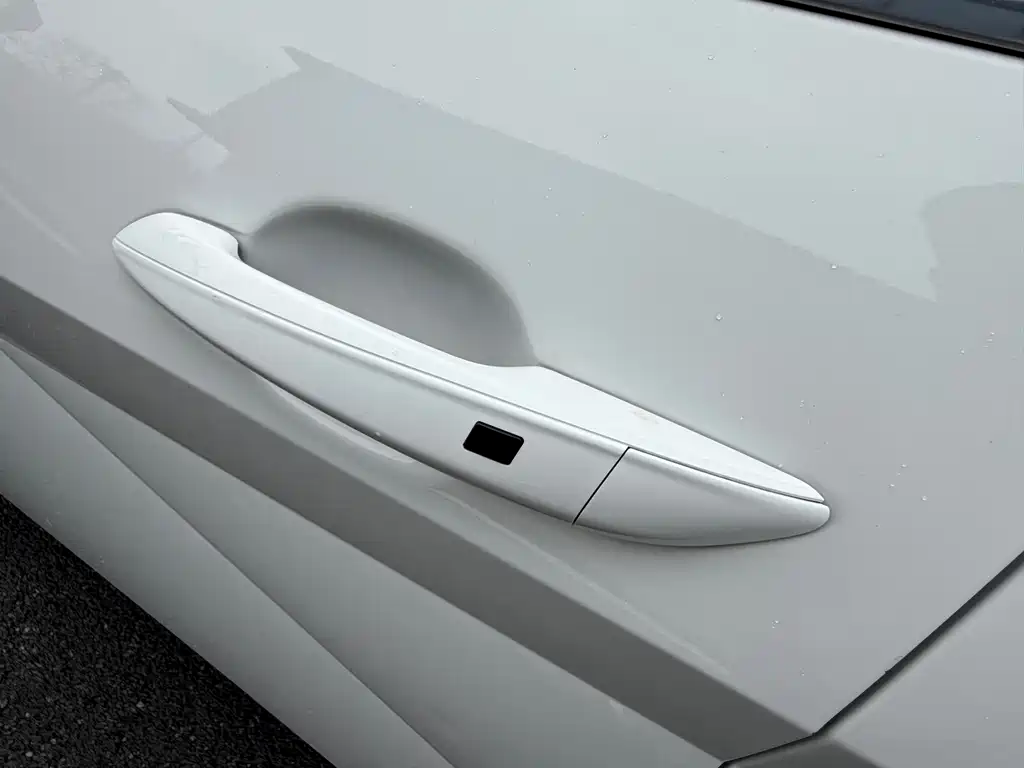 Hyundai Elantra 2022 — фото 34