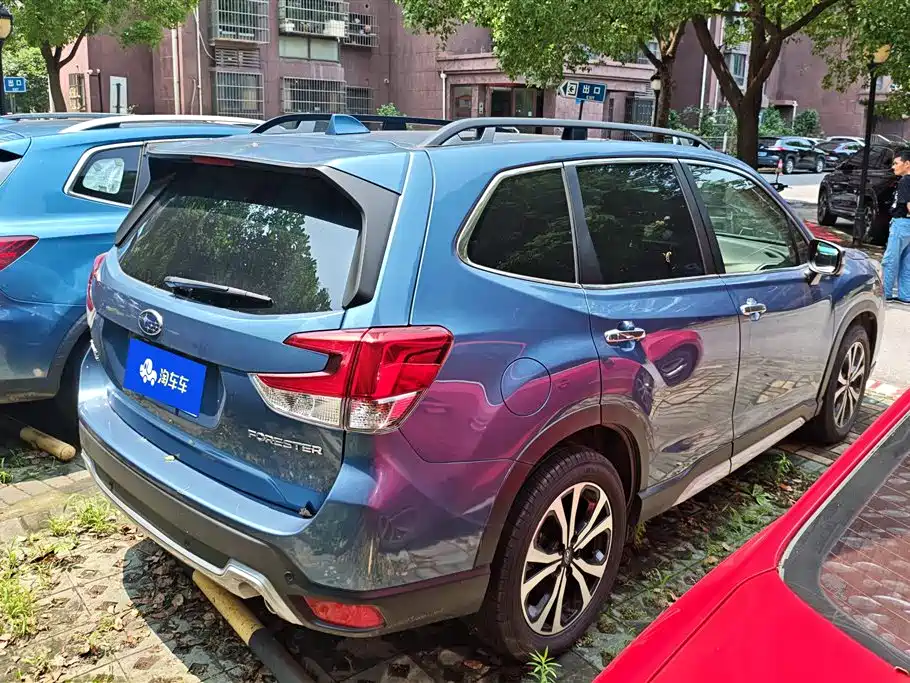 Subaru Forester 2021 — фото 3
