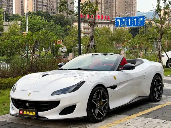 Ferrari Portofino 2019