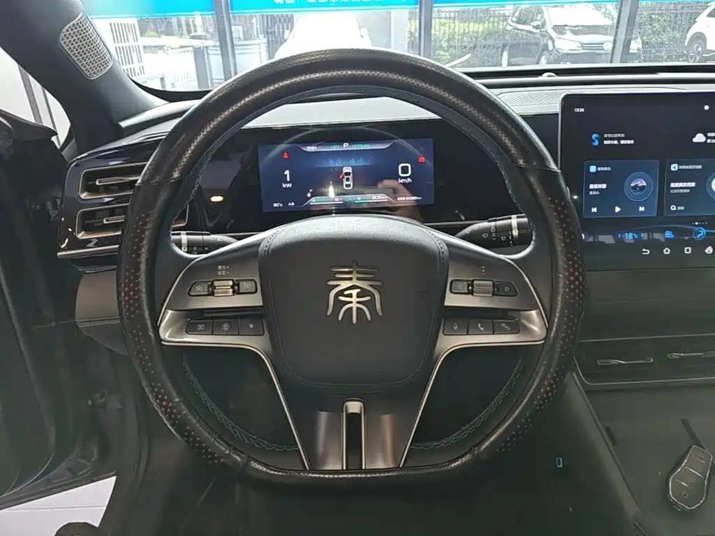 BYD Qin L 2024 — фото 11