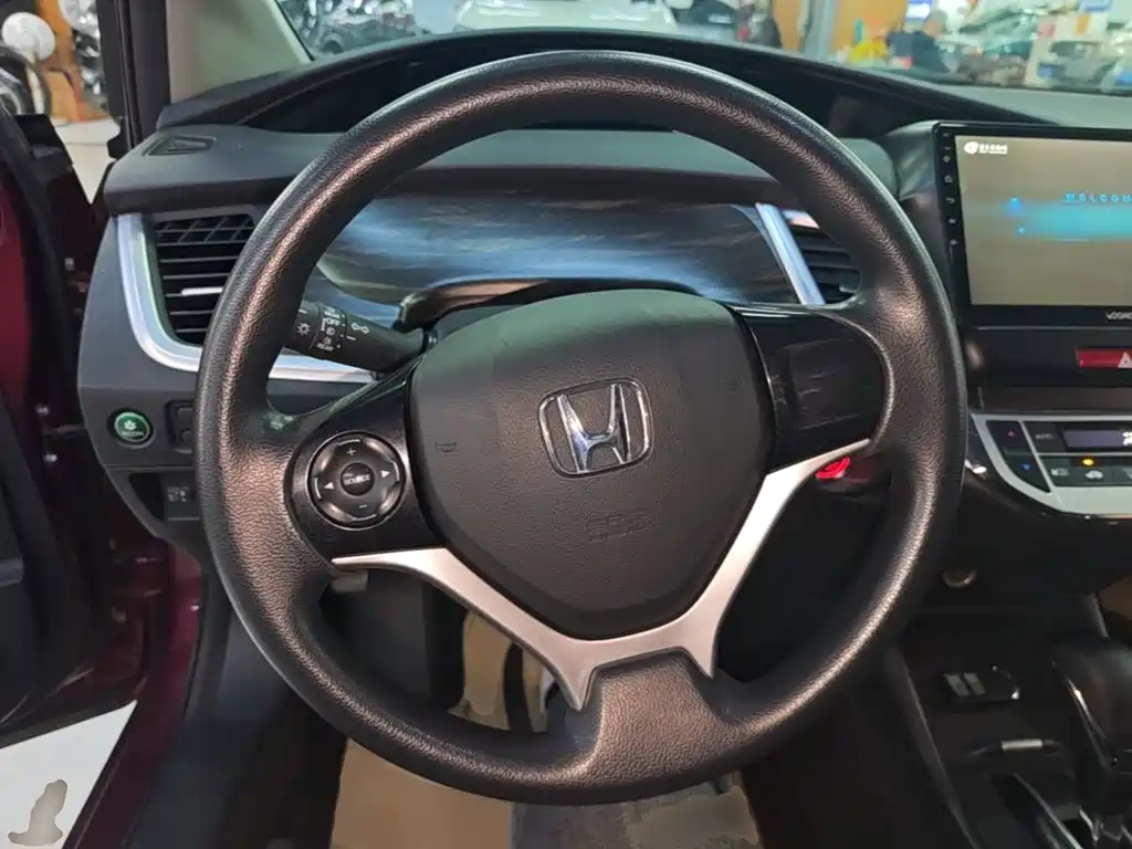 Honda Jade 2017 — фото 4