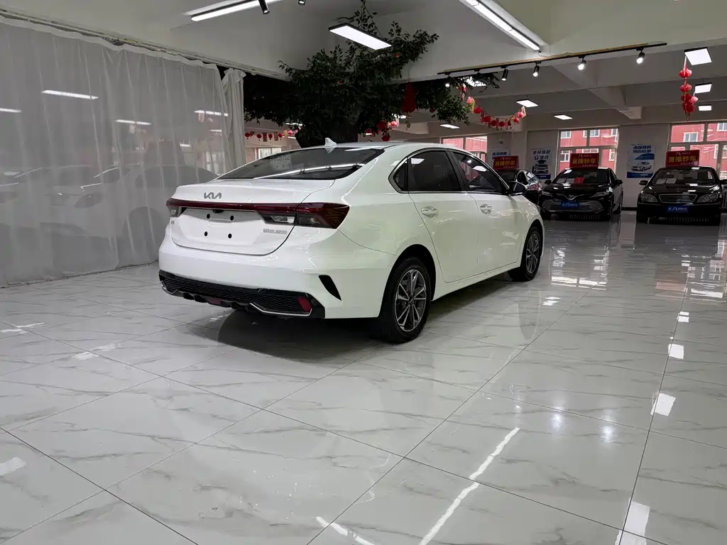 Kia K3 2023