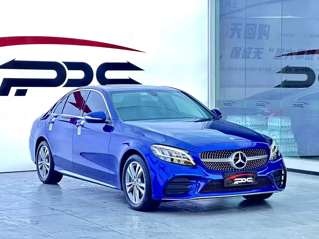 Mercedes-Benz C-Class 2019 — фото 3