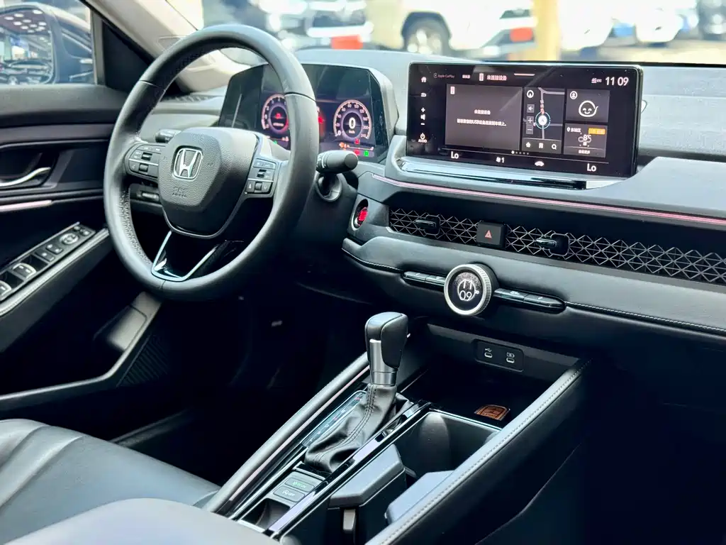 Honda Accord 2024 — фото 17