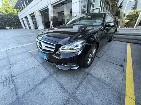 Mercedes-Benz E-Class 2013
