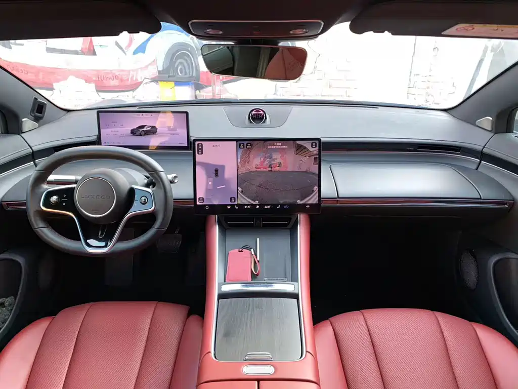 Luxeed Zhijie S7 2024