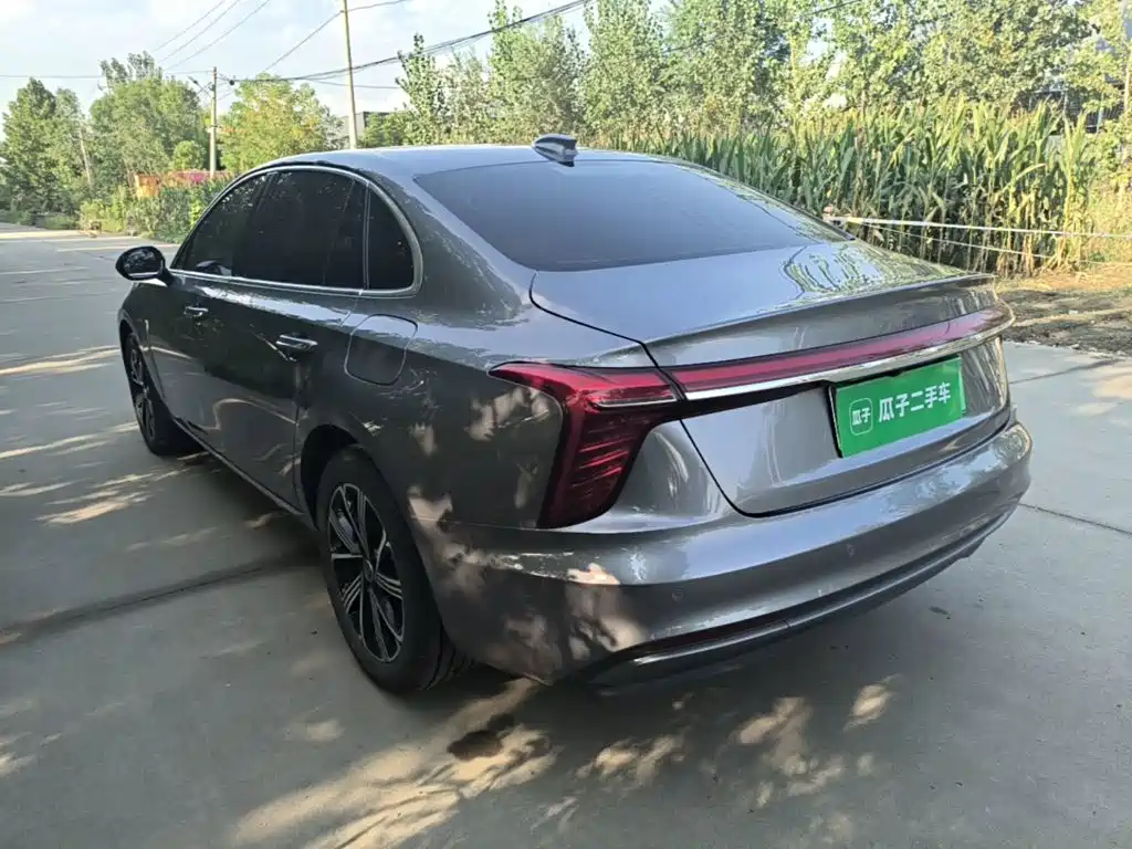 Hongqi H5 PHEV 2025 — фото 5