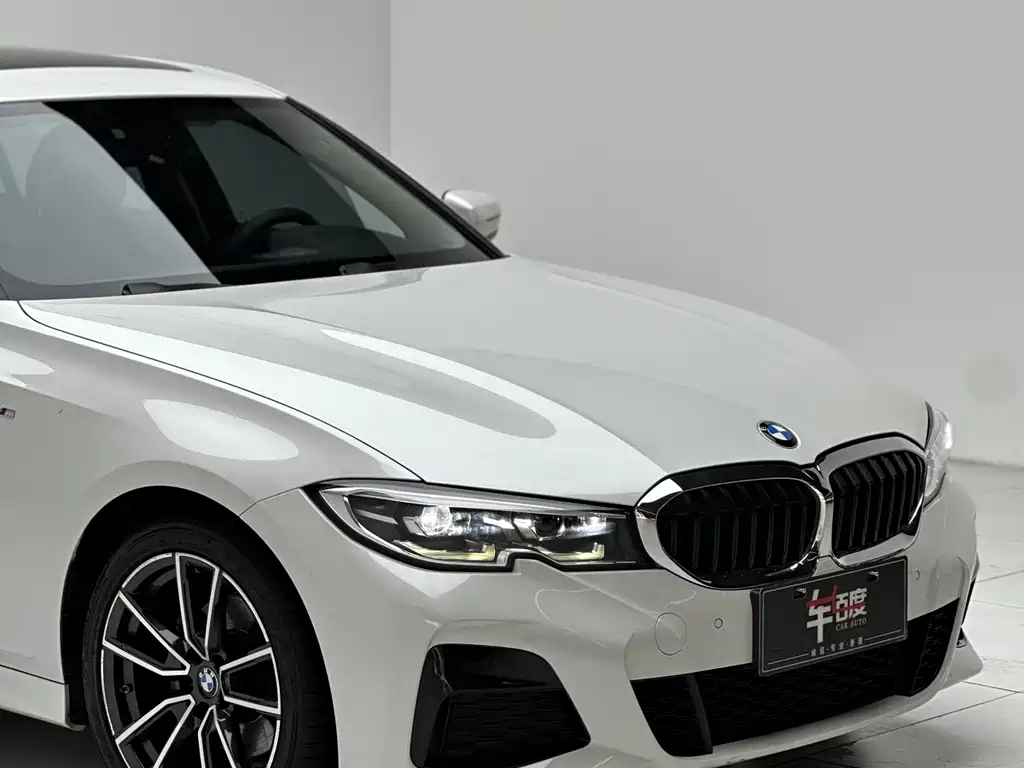 BMW 3 Series 2020 — фото 11