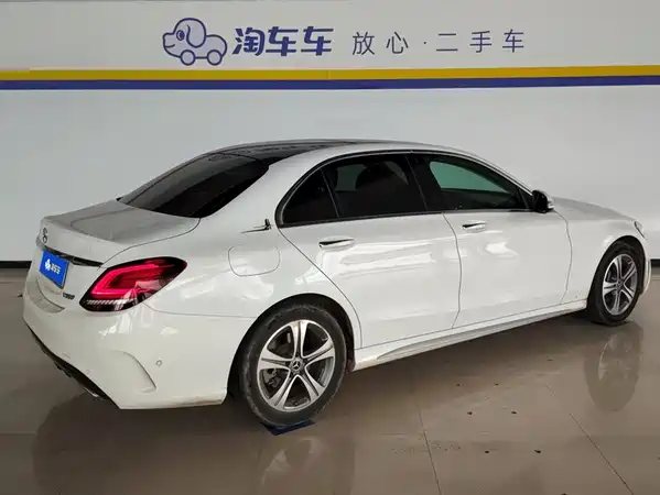 Mercedes-Benz C-Class 2019