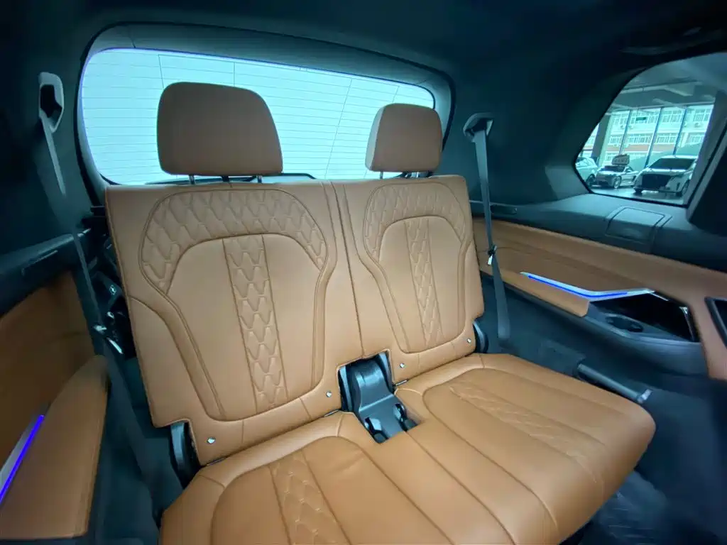 BMW X7 2023 — фото 12