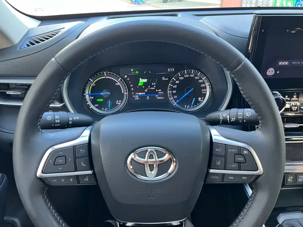 Toyota Highlander 2021 — фото 12