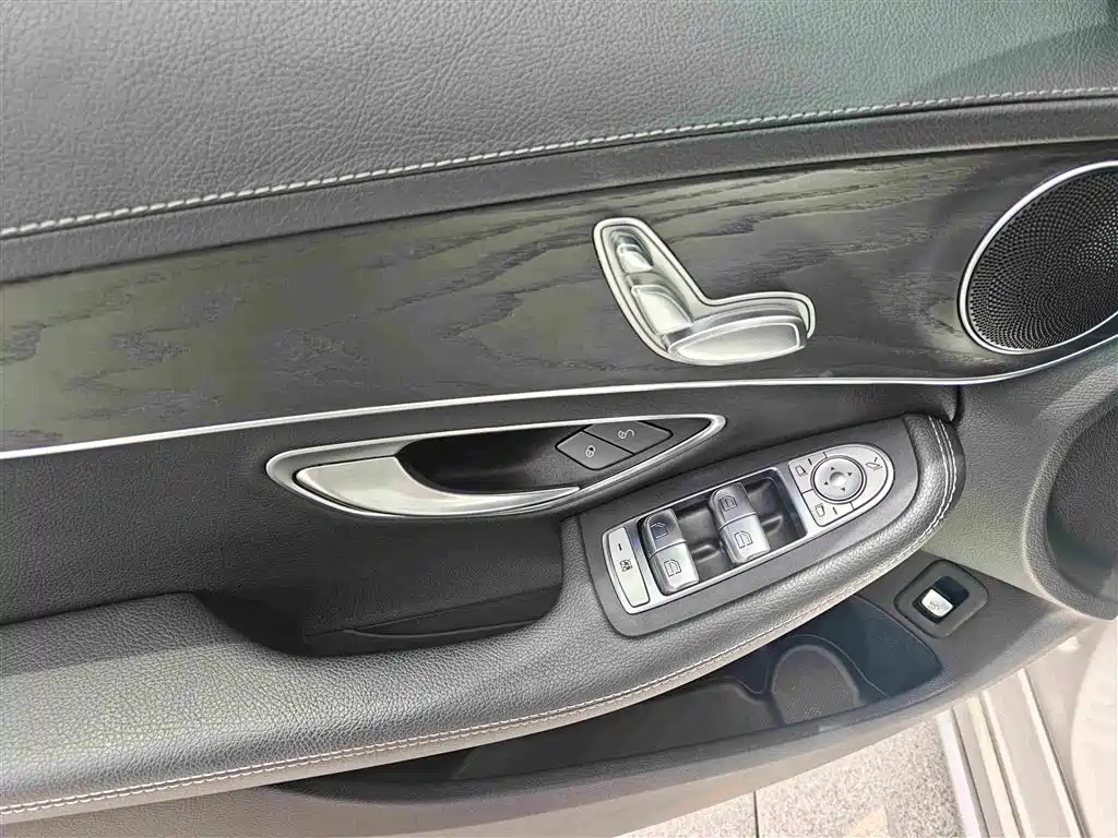 Mercedes-Benz C-Class 2021 — фото 8