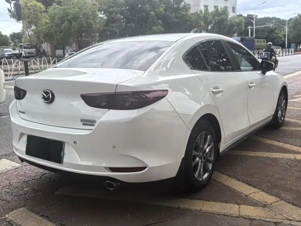 Mazda 3 Axela 2020