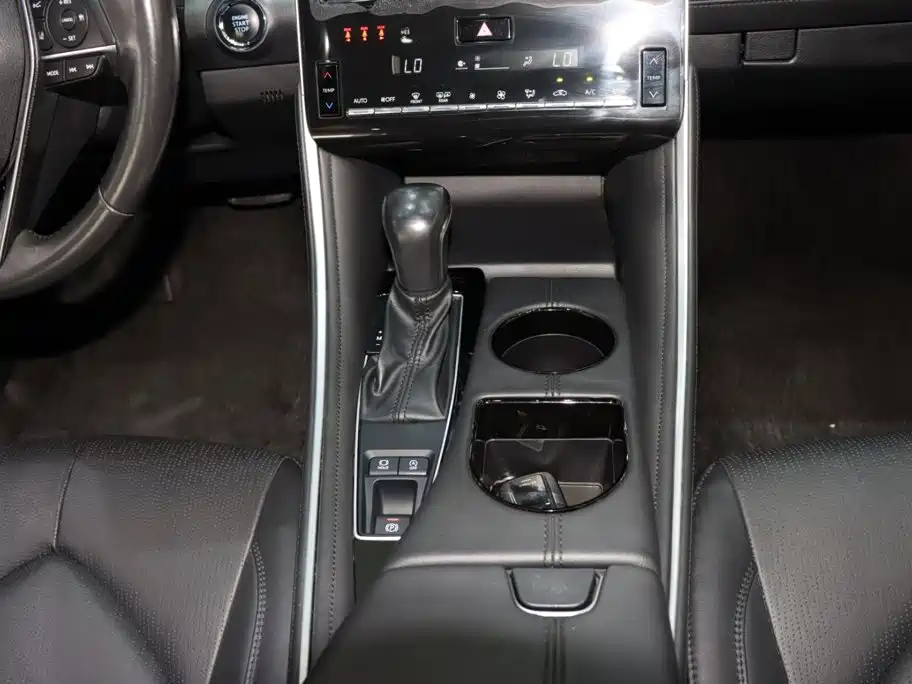 Toyota Avalon 2023 — фото 15