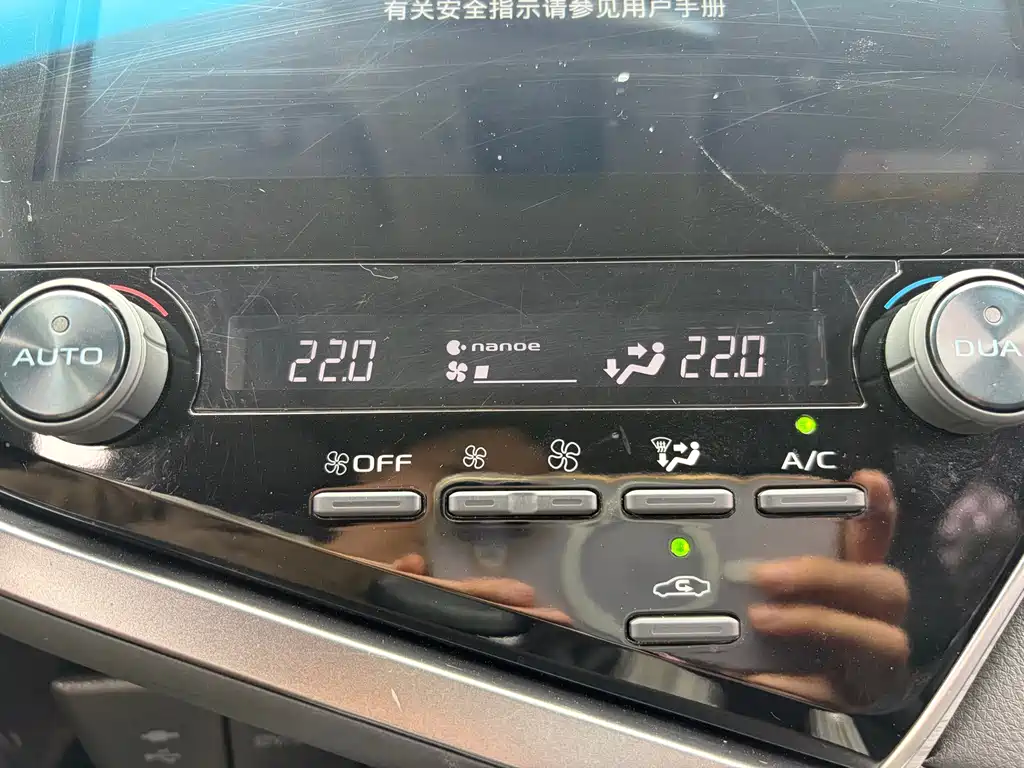 Toyota Camry 2020 — фото 16