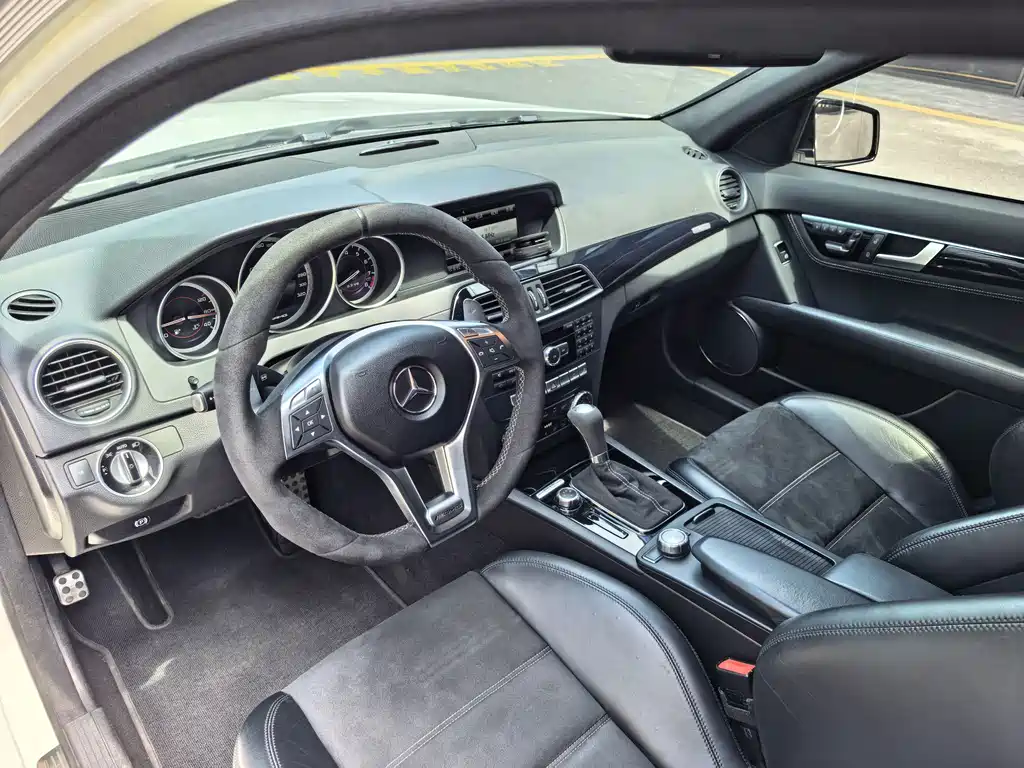 Mercedes-Benz C-Class AMG 2016 — фото 4