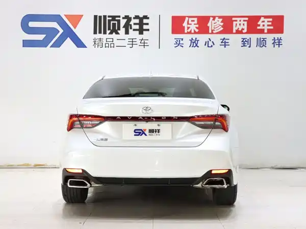 Toyota Avalon 2023