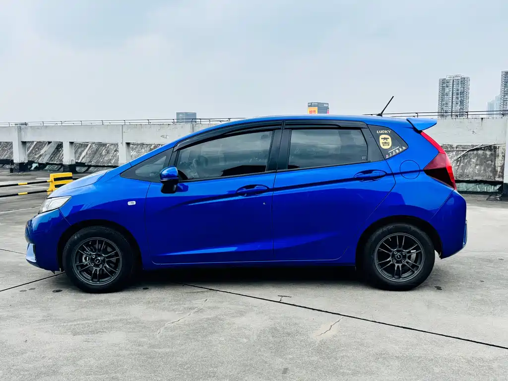 Honda Fit 2018 — фото 3