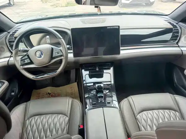 BYD Han 2024