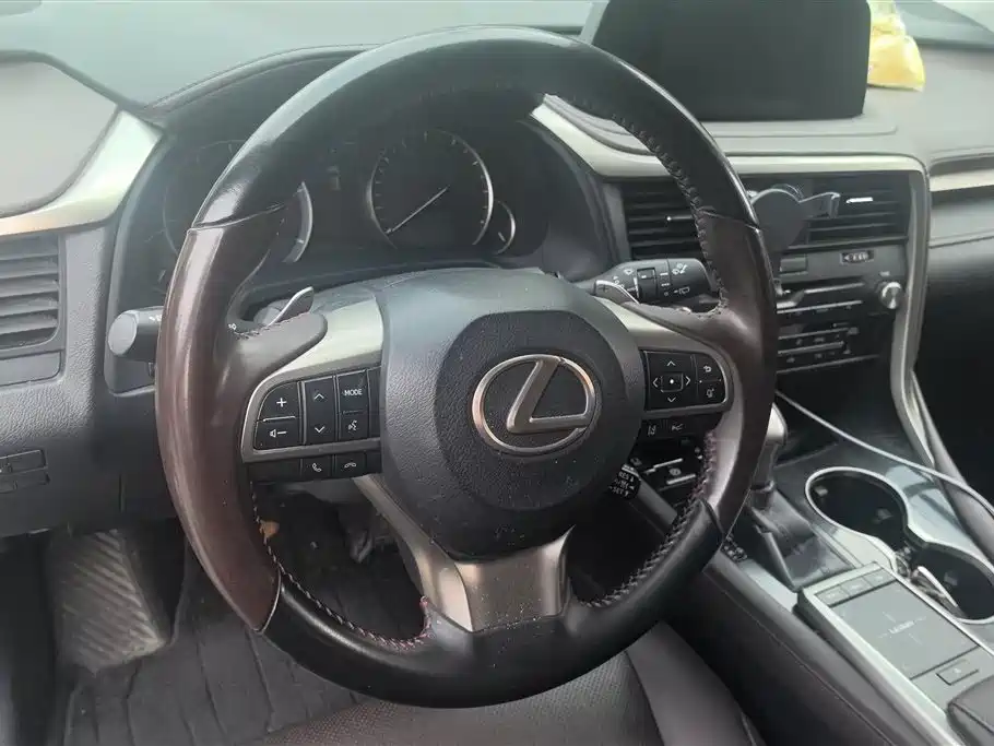 Lexus RX 2021 — фото 15