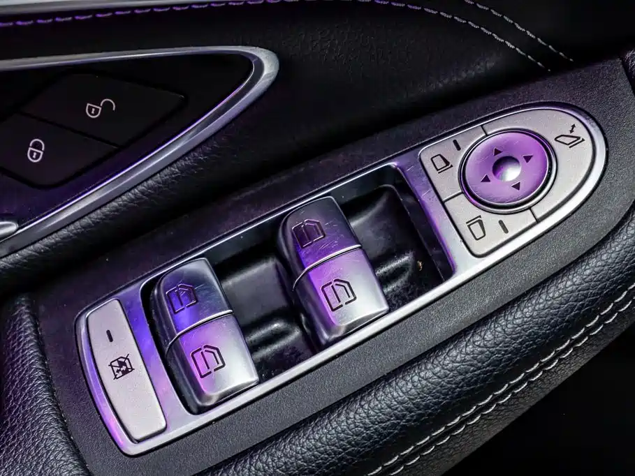 Mercedes-Benz GLC 2020 — фото 13