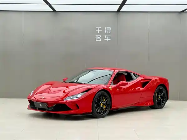 Ferrari F8 2022