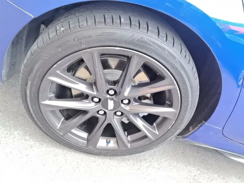 Cadillac CT4 2020 — фото 20