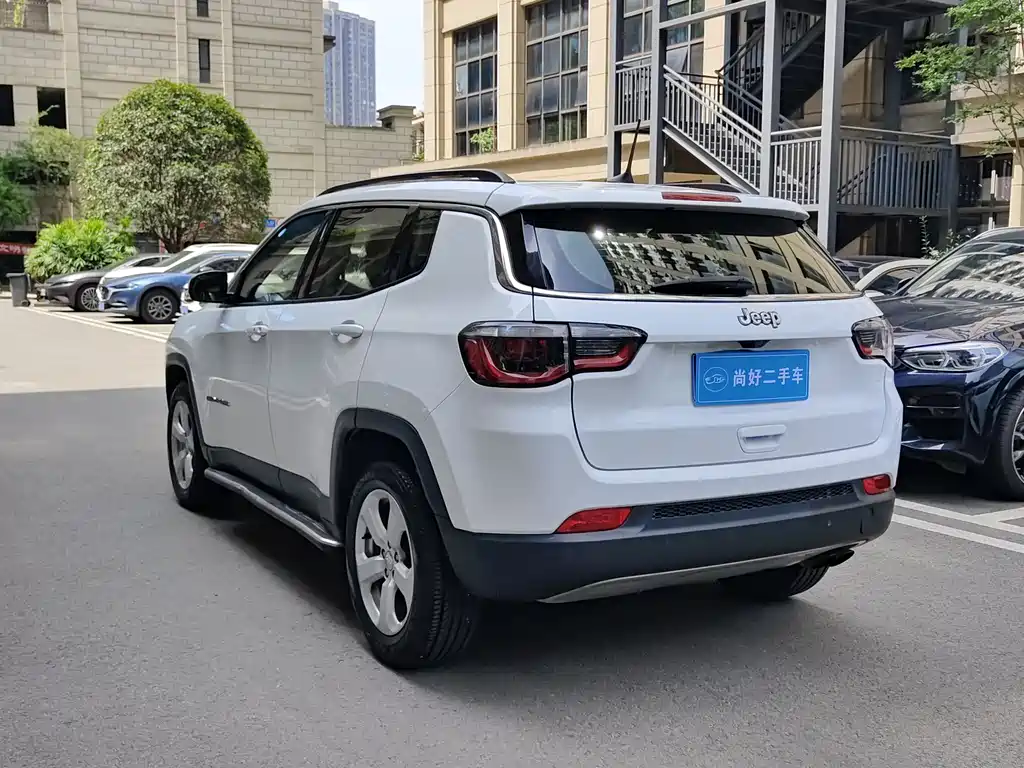 Jeep Compass 2018 — фото 4