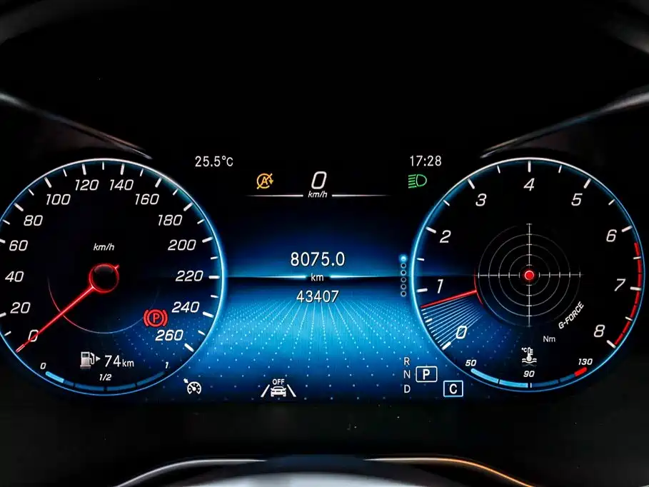 Mercedes-Benz GLC 2020 — фото 14