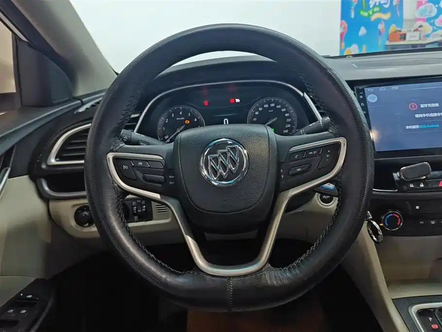 Buick Excelle 2018 — фото 15