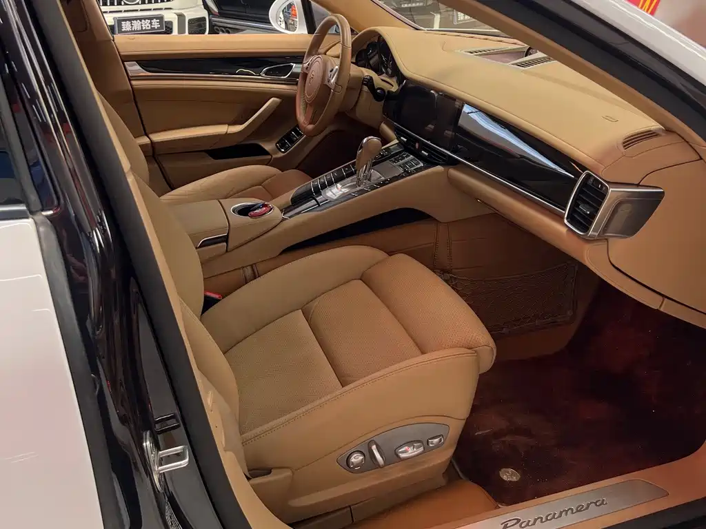 Porsche Panamera 2016 — фото 17