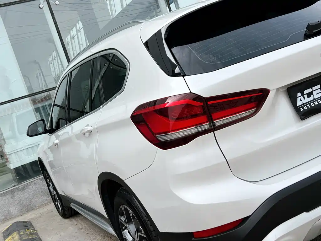 BMW X1 2020 — фото 9